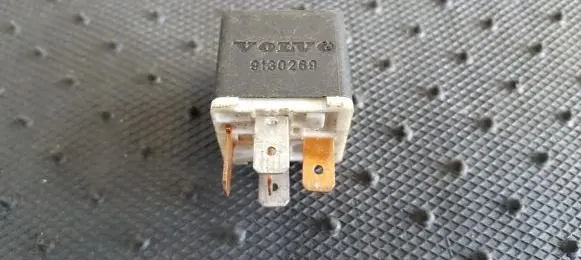 Volvo S70 V70 V70 XC Other relay 9130269 4RA003510-73