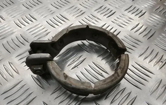 Mercedes-Benz E W211 Muffler pipe connector clamp A2034900441