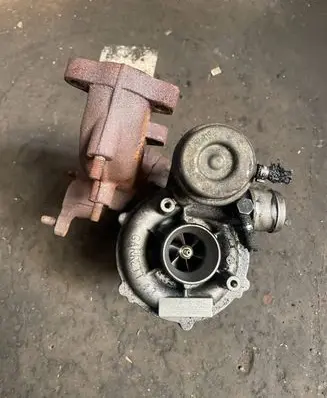 Volkswagen Polo IV 9N3 Turbo 045445701