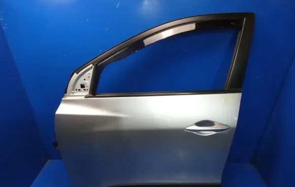 Hyundai ix35 Front door