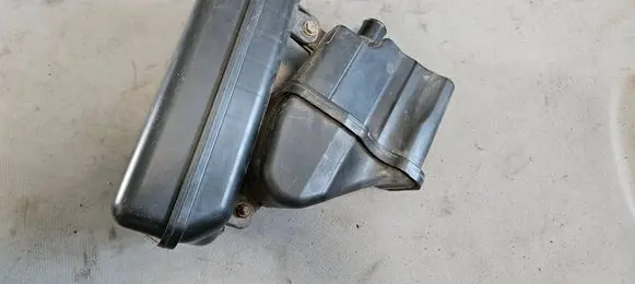 Intake resonator