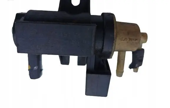 Mercedes-Benz A W169 Turbo solenoid valve A0061536628