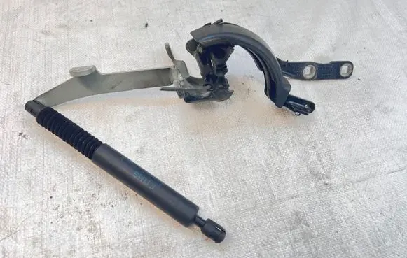 BMW 5 F10 F11 Tailgate/trunk/boot hinge 7206689