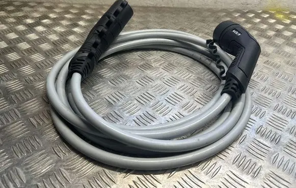 KIA EV6 Electric car charging cable 1304408 T72G3PC3AC32A