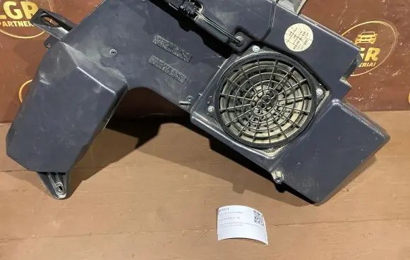 Audi A4 S4 B6 8E 8H Subwoofer speaker 8E903538203S