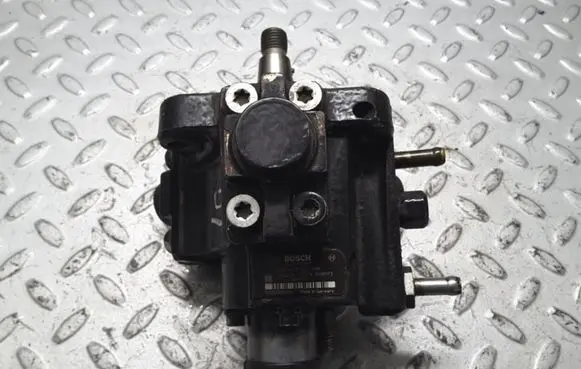 Opel Insignia A Fuel injection high pressure pump 0445010193 55571005 07000991034