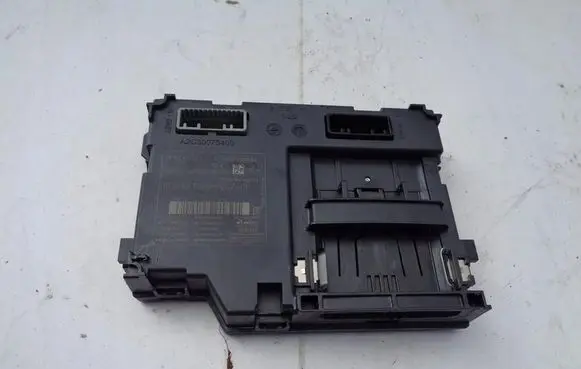 Renault Clio IV Ignition key card reader 2859047404R