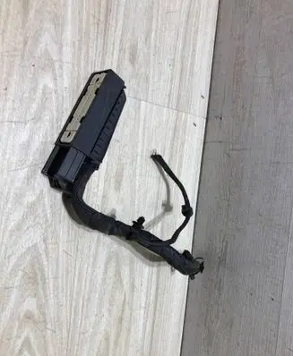 BMW 7 F01 F02 F03 F04 ABS module connector plug 212416591