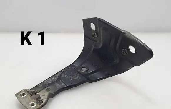 Volkswagen PASSAT B7 Fender mounting bracket 3AA821142 LC9X
