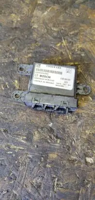 Opel Zafira B Parking PDC control unit/module 13324133 6002JC0000 0263004326