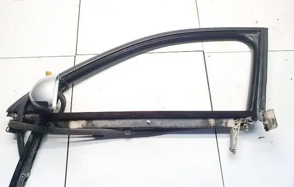 Audi A4 S4 B6 8E 8H Front door window/glass frame 8E0837629