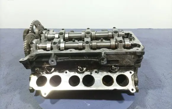 Jeep Grand Cherokee Engine head 90352084G