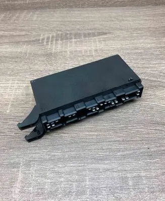Mercedes-Benz C W202 Light module LCM 2025420032