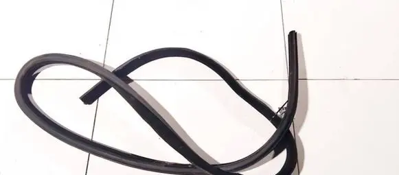 Jaguar XF Rubber seal front coupe door 