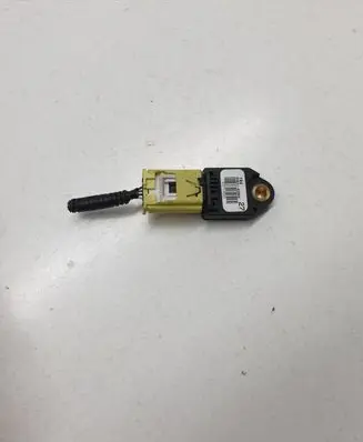 Toyota Auris 150 Airbag deployment crash/impact sensor 8983102060