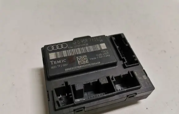 Audi A6 S6 C6 4F Door control unit/module 4F0959793E