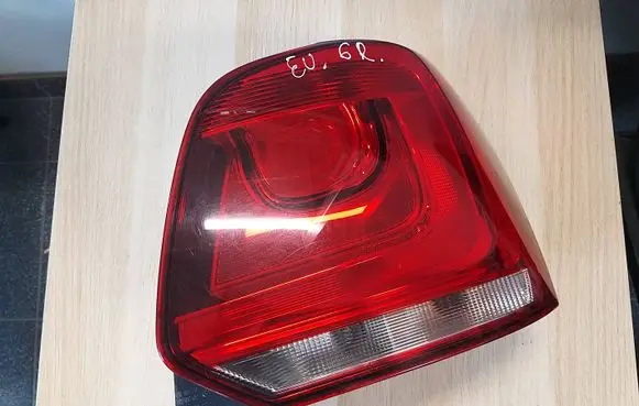 Rear/tail lights