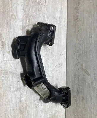Ford B-MAX Air intake hose/pipe 9674942380