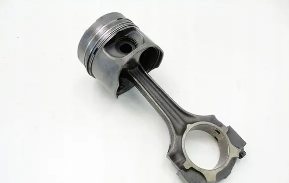 Mercedes-Benz E W124 Piston with connecting rod 87V89