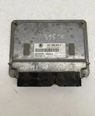 Skoda Fabia Mk1 (6Y) Engine control unit/module 047906033A 3PASJ43 5WP4330906