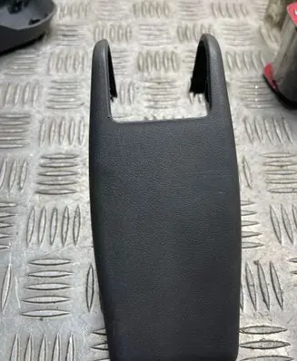 Toyota Land Cruiser (J120) Rear seat rail trim cover 7169260040