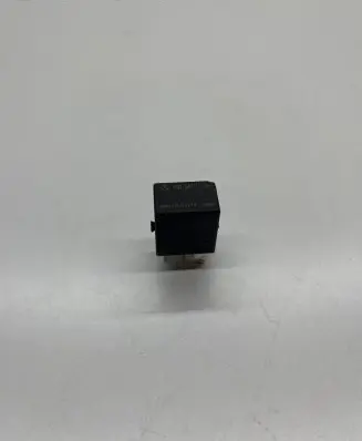Mercedes-Benz E W211 Other relay 0025421119 11F41Z19 11F41719