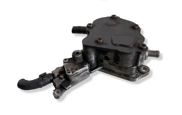 Volkswagen Golf IV Vacuum pump 038145209A