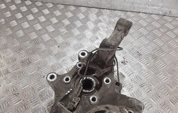 Chrysler Pacifica Front wheel hub spindle knuckle 04743146AB