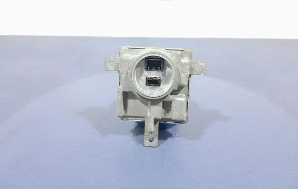 Audi A5 8T 8F Voltage converter/converter module 8K0941597E