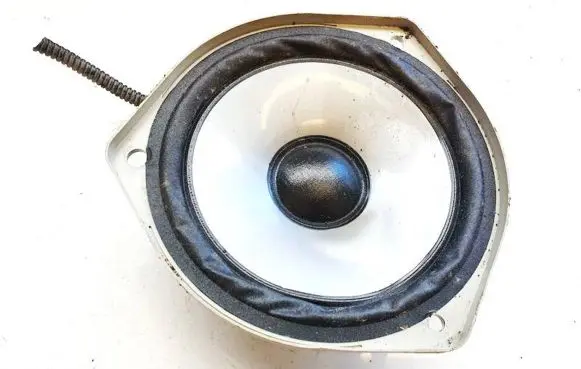 Honda FR-V Front door speaker eas16p663a