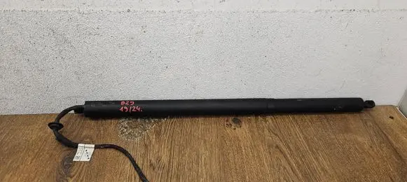 Jaguar F-Pace Tailgate strut HK8370354AD 20190911 202229