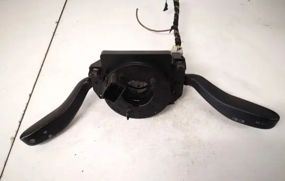 Volkswagen Polo IV 9N3 Wiper turn signal indicator stalk/switch 6q0953503ce