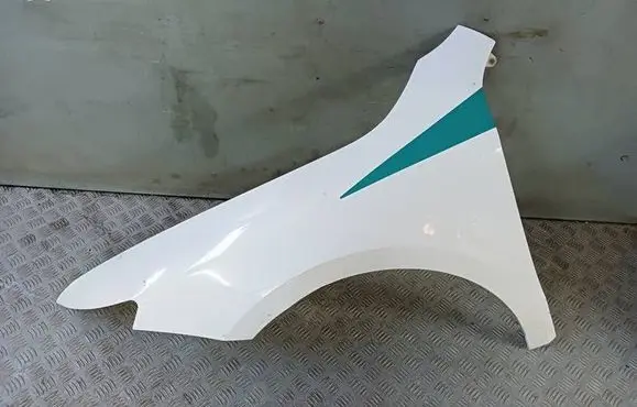 Skoda Superb B6 (3T) Fender