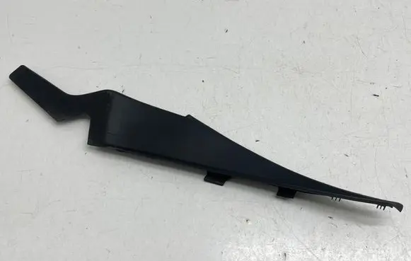 Renault Kadjar Wiper trim 727608752R