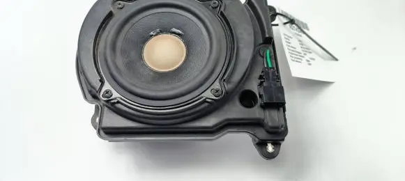 Audi A8 S8 D3 4E Rear door speaker A450101004