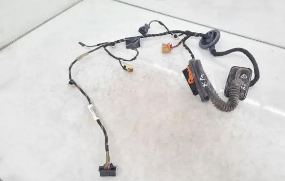 Skoda Fabia Mk3 (NJ) Front door wiring loom 6V0971121F