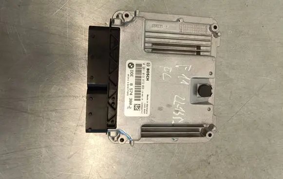 BMW 5 F10 F11 Engine control unit/module 1039S64747 031169795 8574380