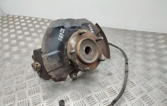 KIA Sorento Rear wheel hub