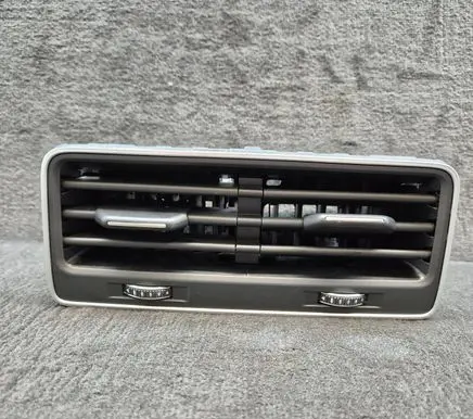 Audi Q8 Rear air vent grill 4M8819203A 4M8819203A6PS