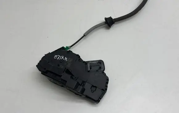 Audi Q3 F3 Rear door lock 83A839015 A046465