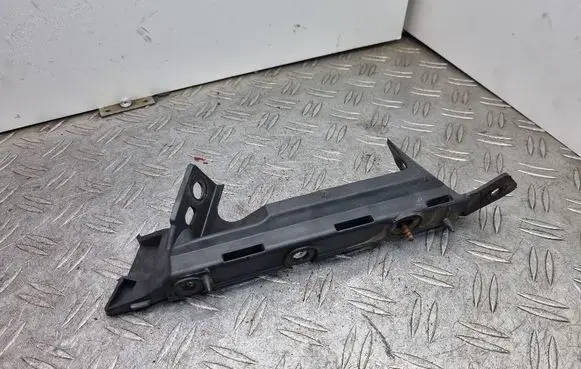 Seat Ibiza IV (6J,6P) Front bumper mounting bracket 6J0807183