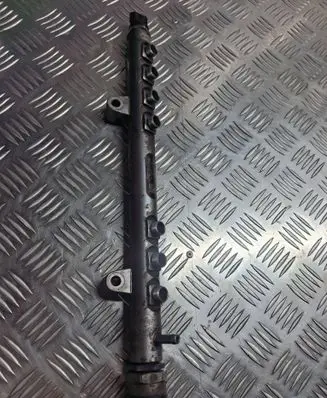 Volvo XC60 Fuel main line pipe 0445215025