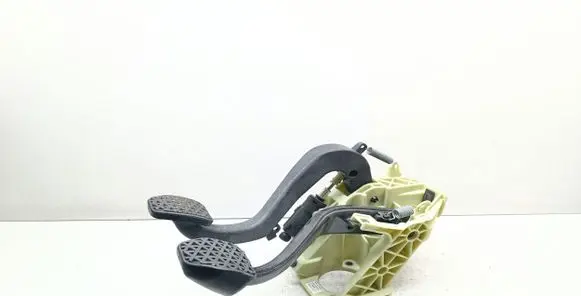BMW 5 F10 F11 Pedal assembly 6775389