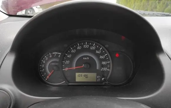 Mitsubishi Space Star Speedometer (instrument cluster)