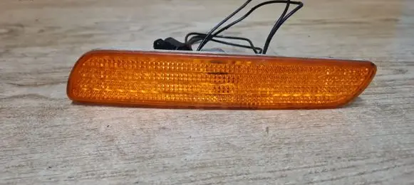 Volvo S40, V40 Front indicator light 30896799