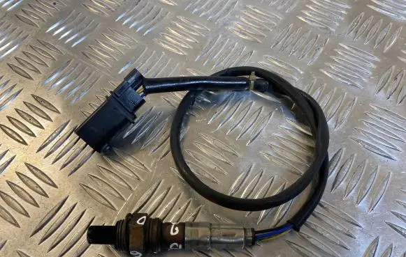Volkswagen PASSAT B6 Lambda probe sensor 03G906262B