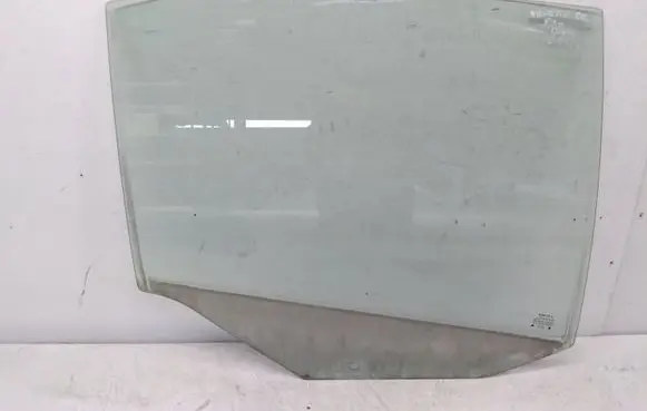 Rear door window glass