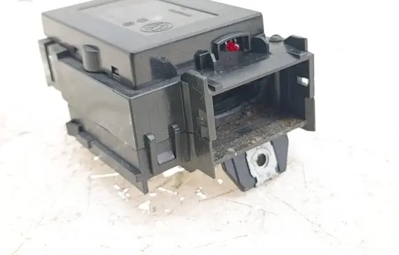 Volkswagen PASSAT CC Ignition lock 3C0905843T 11602402680278 33303601