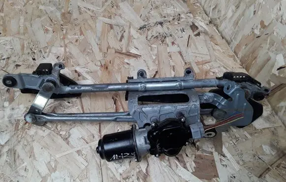 Mazda 3 II Front wiper linkage and motor 9X20B108 BBM46737X K6217259A