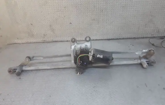 Mercedes-Benz ML W163 Front wiper linkage and motor A1638204342 0390241377